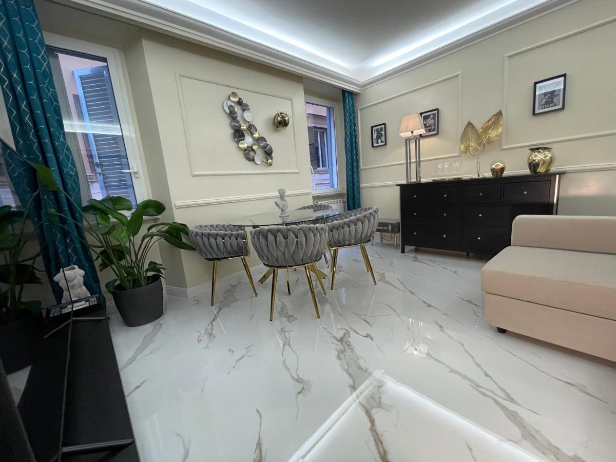 Spanish Steps Glamour & Sauna Luxury Apartment **** Rome Luaran gambar