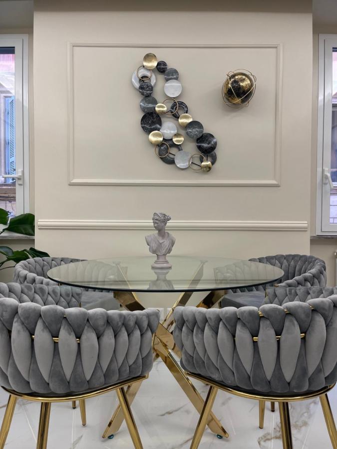 Spanish Steps Glamour & Sauna Luxury Apartment **** Rome Luaran gambar