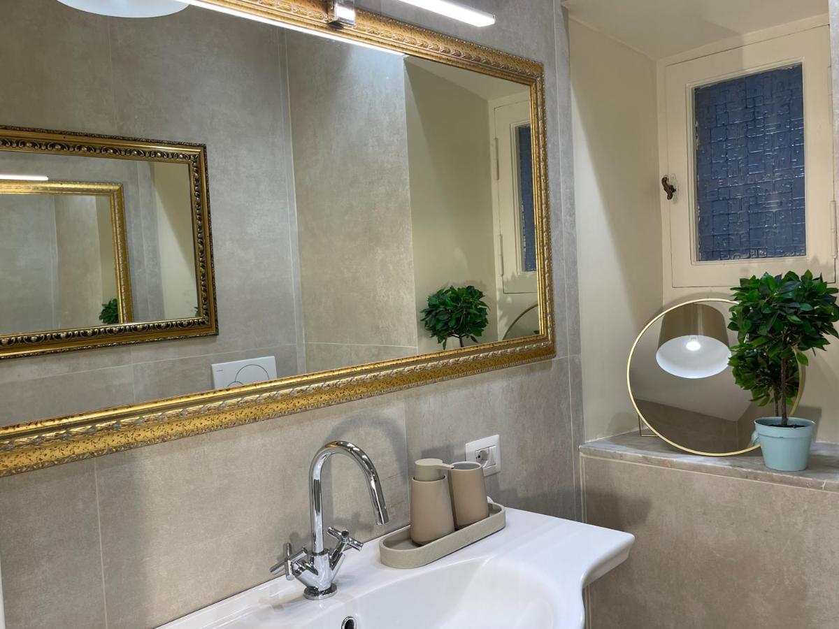Spanish Steps Glamour & Sauna Luxury Apartment **** Rome Luaran gambar